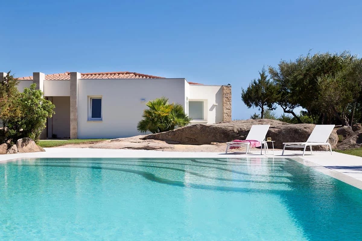 Exklusive 5-Zimmer-Villa mit Meerblick und Pool