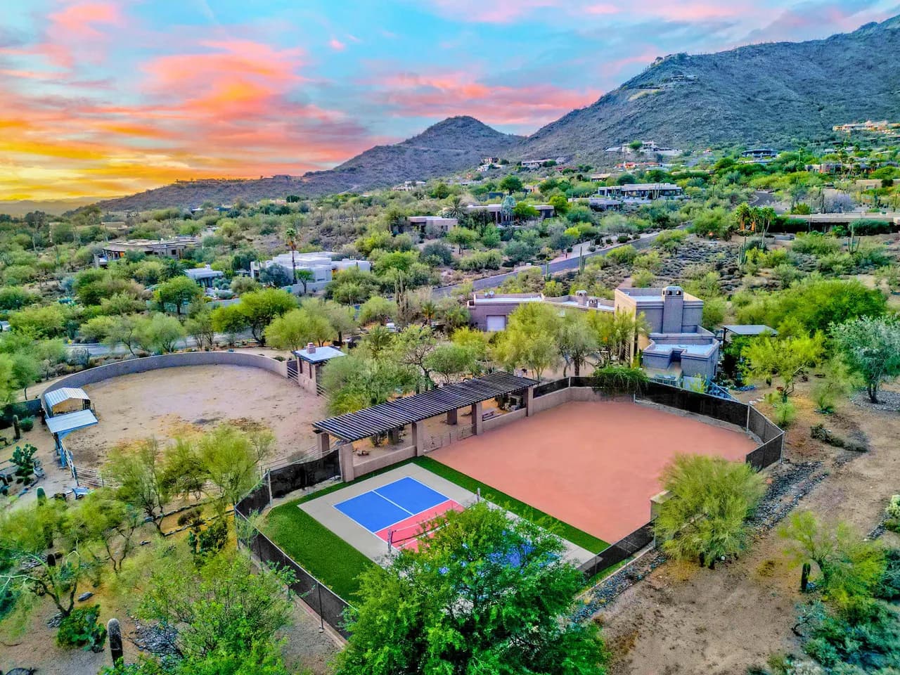 Desert Estate with Pool, Casita,Pickleball & Views photo 2