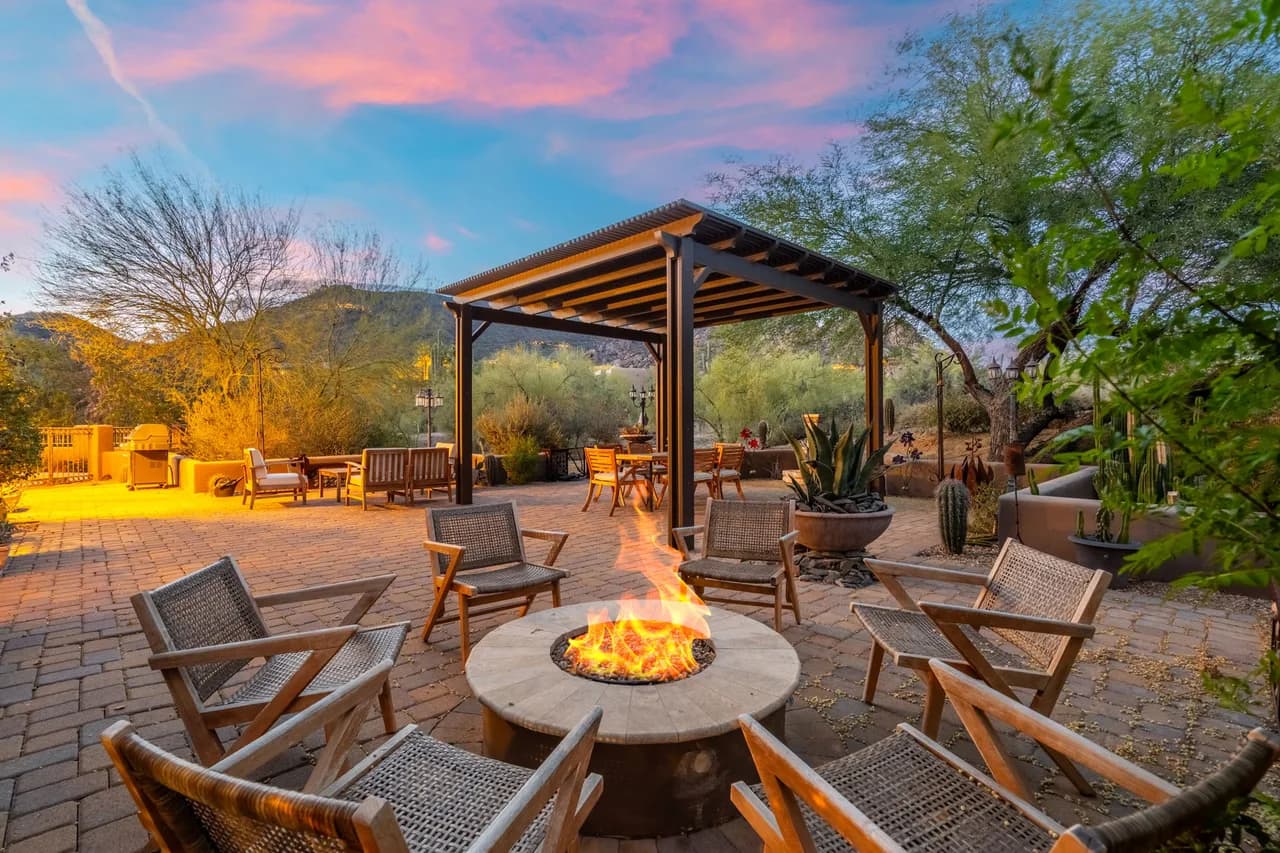 Desert Estate with Pool, Casita,Pickleball & Views photo 4