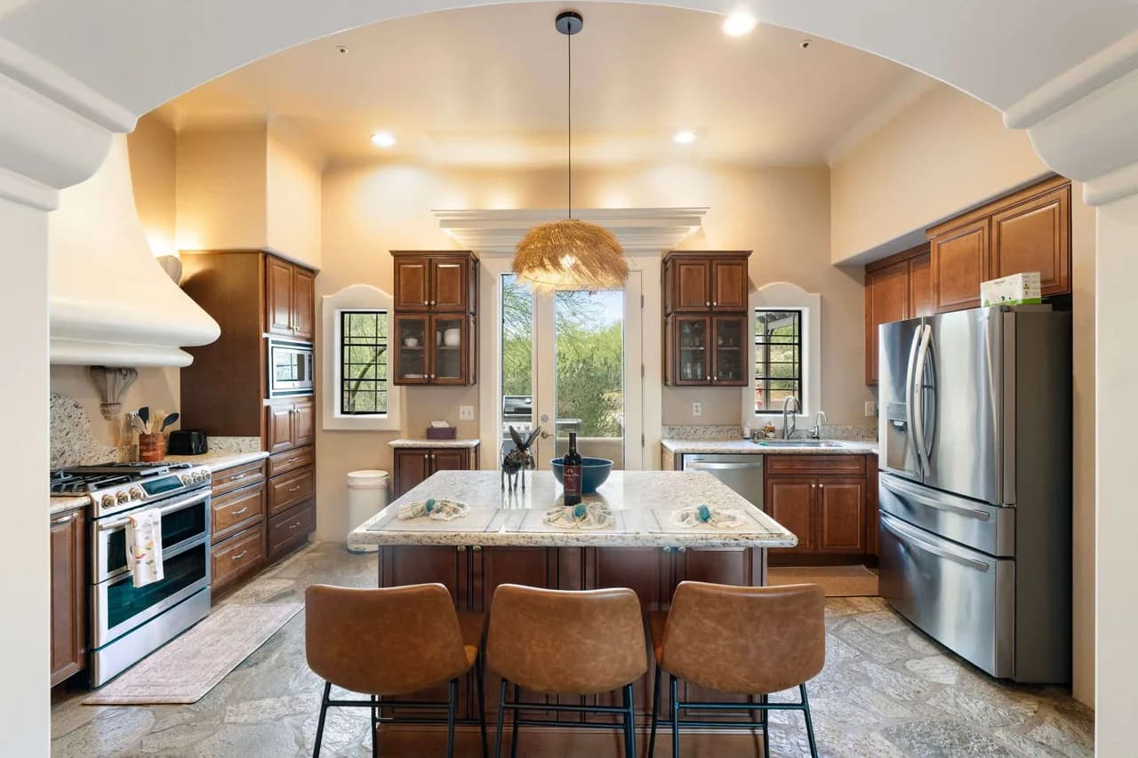 Desert Estate with Pool, Casita,Pickleball & Views photo 5