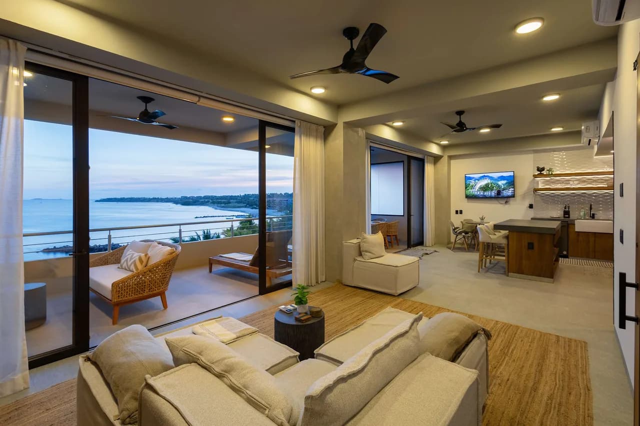 Beachfront Oceanview Condo in Punta de Mita, photo 2