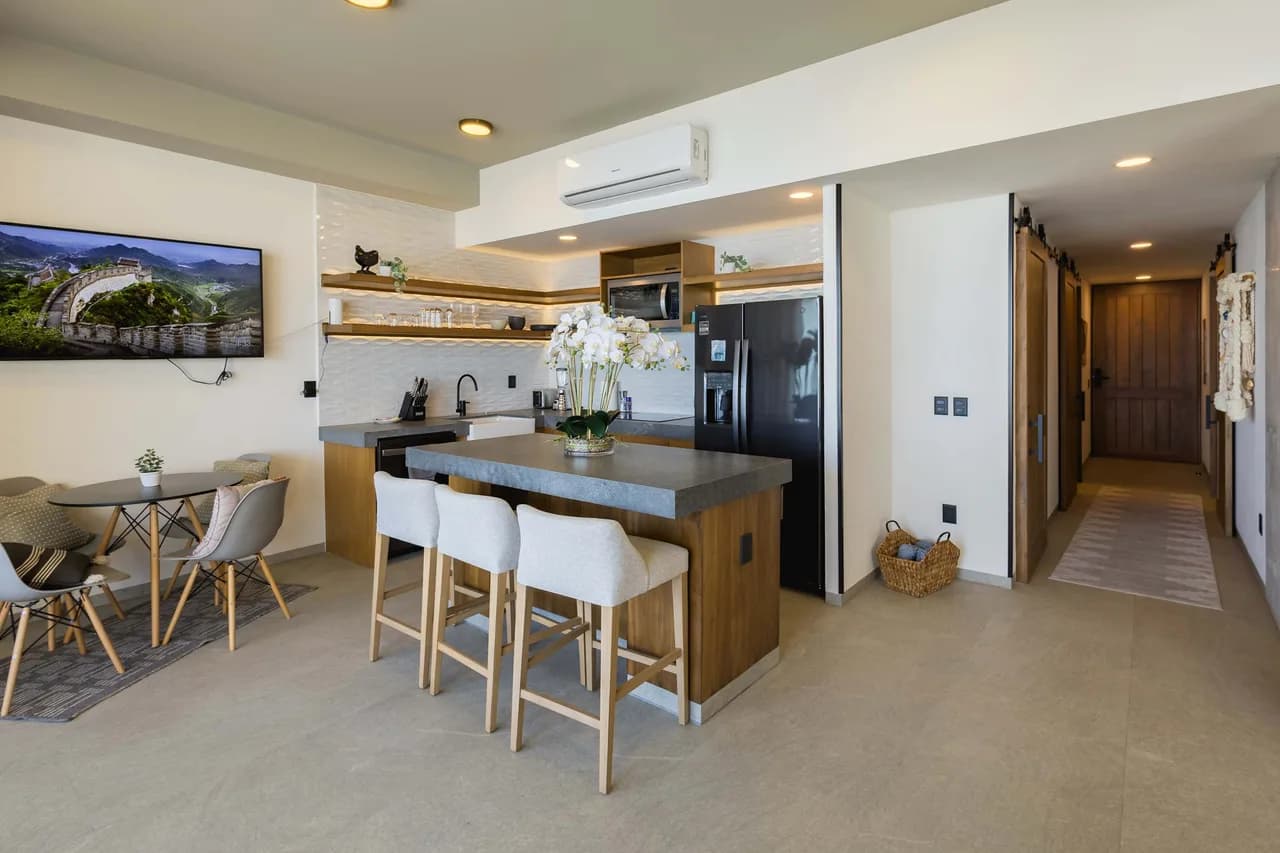 Beachfront Oceanview Condo in Punta de Mita, photo 3