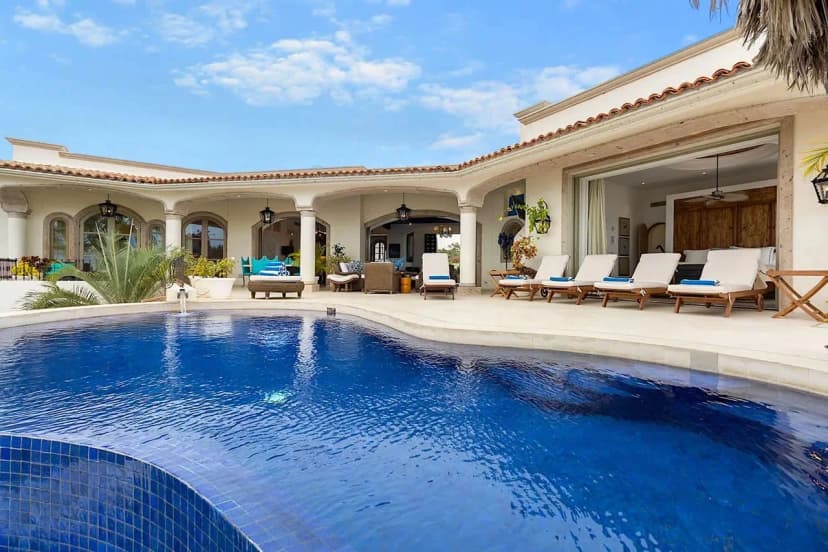 Luxury 6BR + Casita | Golf Course Villa
