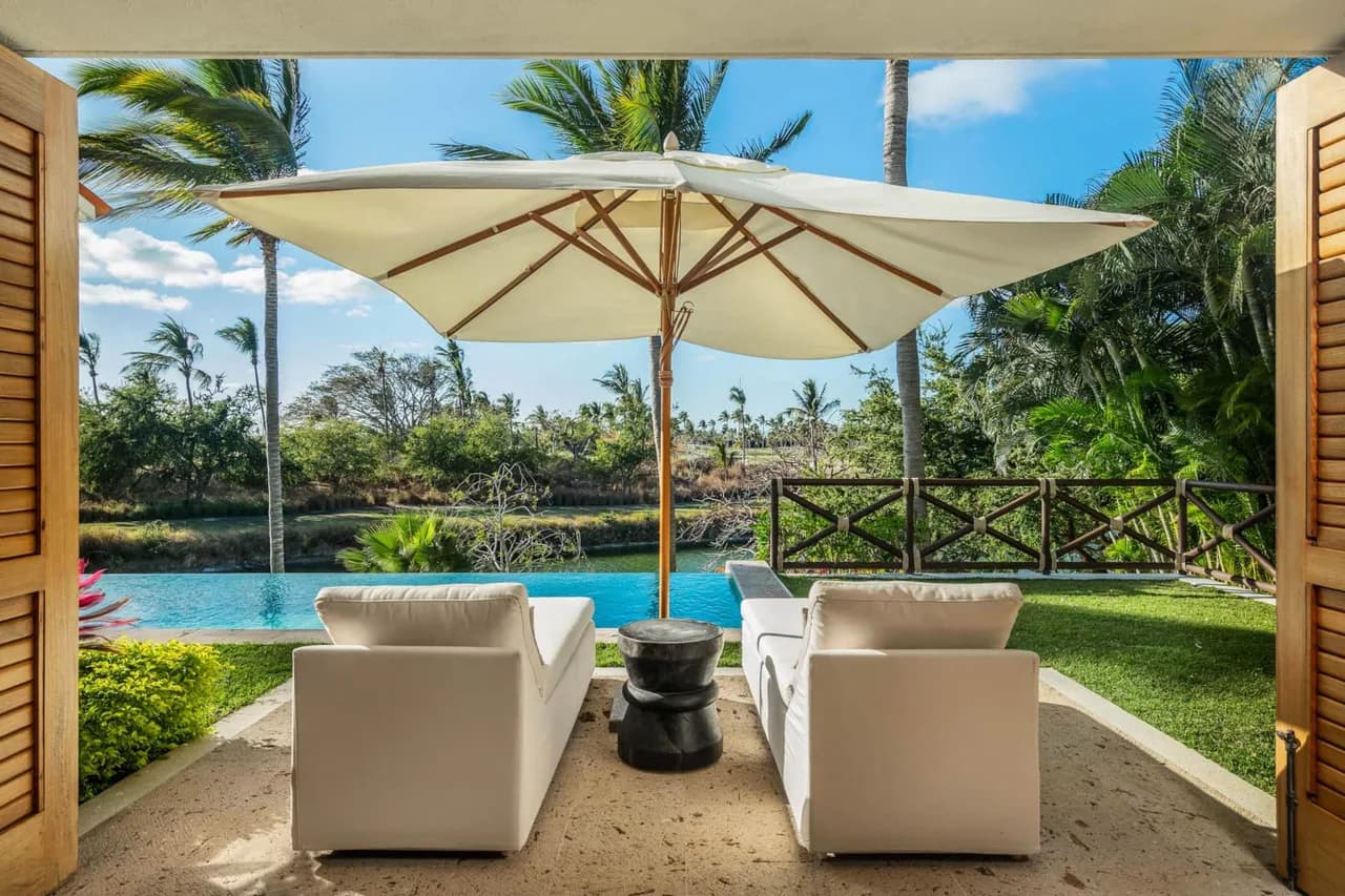 Traditional Mexican Villa with Modern Oceanview, photo 3