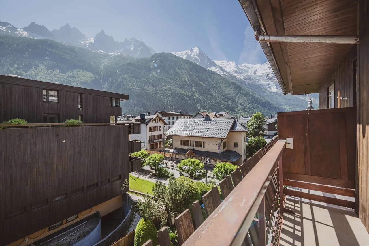 Évasion Alpine Avec Vues sur le Mont Blanc, photo 4