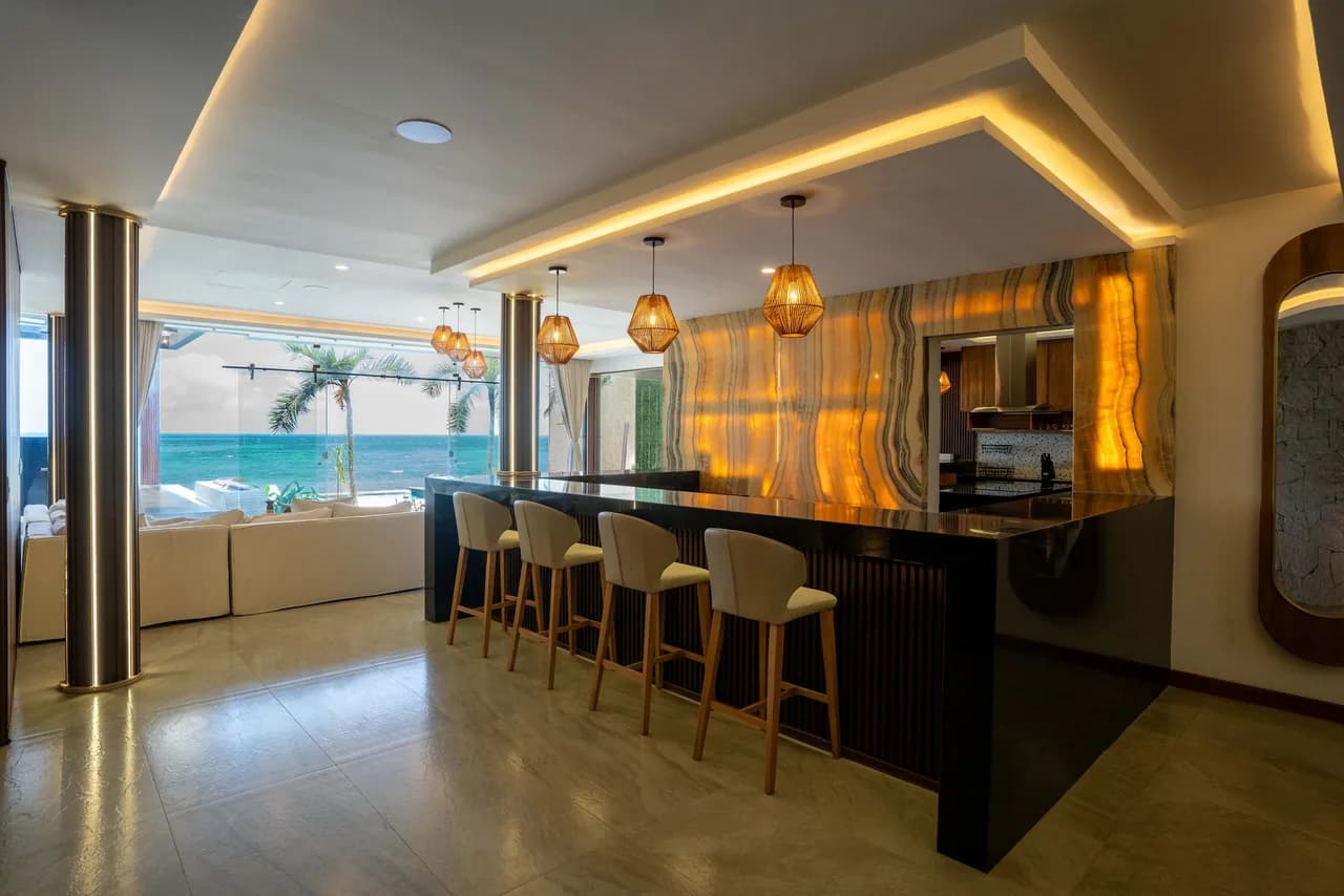 Villa Magdalena - 7BR - Direkt am Ozean mit beheiztem Pool, Foto 4