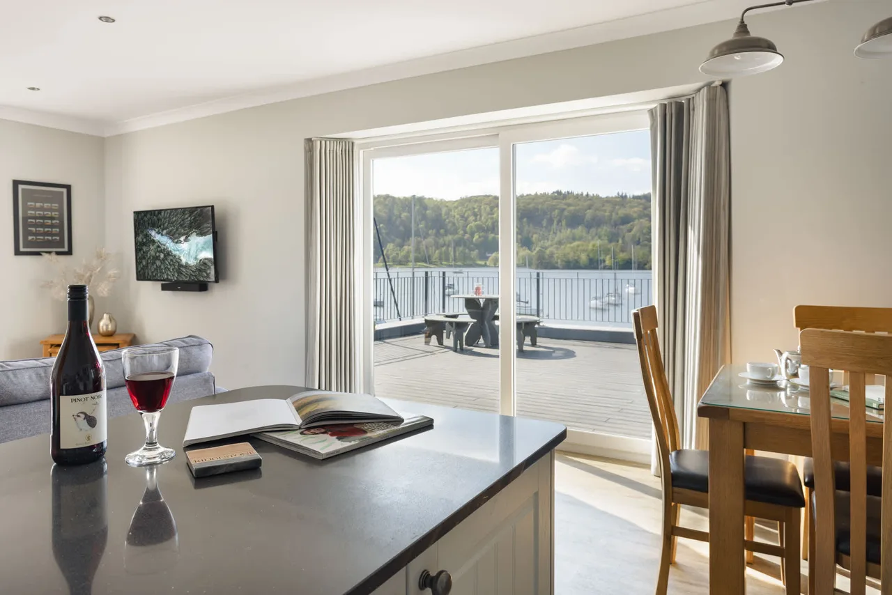 Scenic Lakeview Apartment in Bowness on Windermere, foto 2
