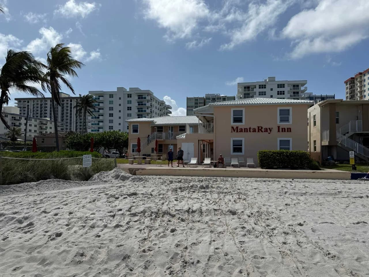 Beachfront Two Bedroom Villa in Hollywood Beach, Foto 2