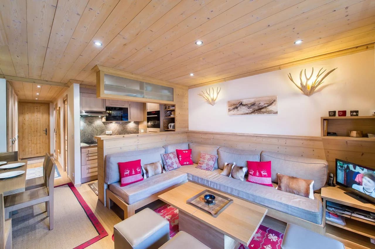 Traditional Mountain Apartment Close to Slopes