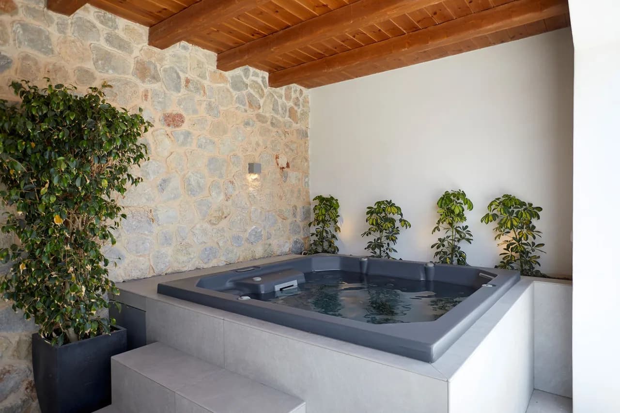 Moderna Villa en Santorini con Piscina Infinita y Jacuzzi, foto 4