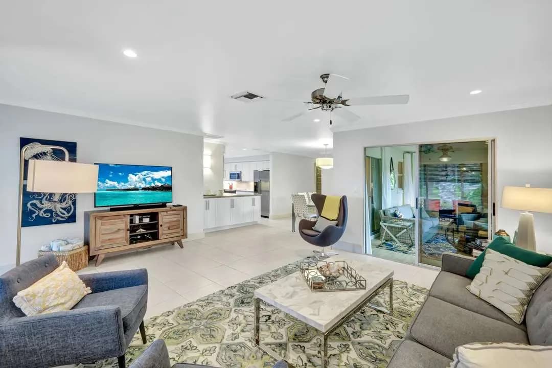 Coastal Naples Park Getaway - Garden, Grill, Beach Nearby, Foto 3