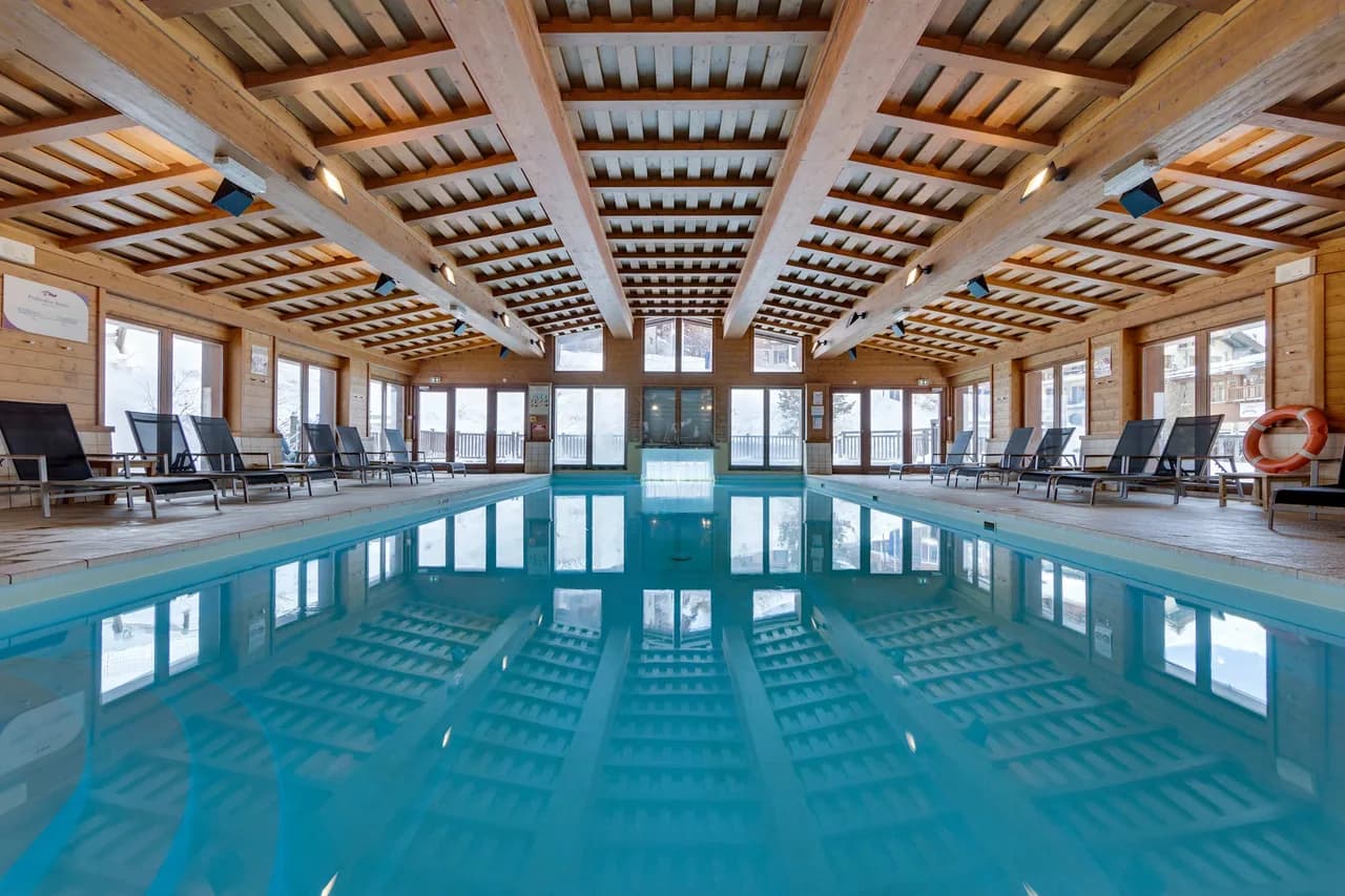 Pedestrian Resort Retreat Facing Mont Blanc photo 3