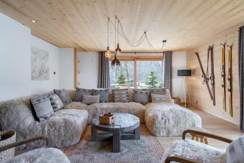 Large Alpine Apartment Near Ski Slopes photo 4