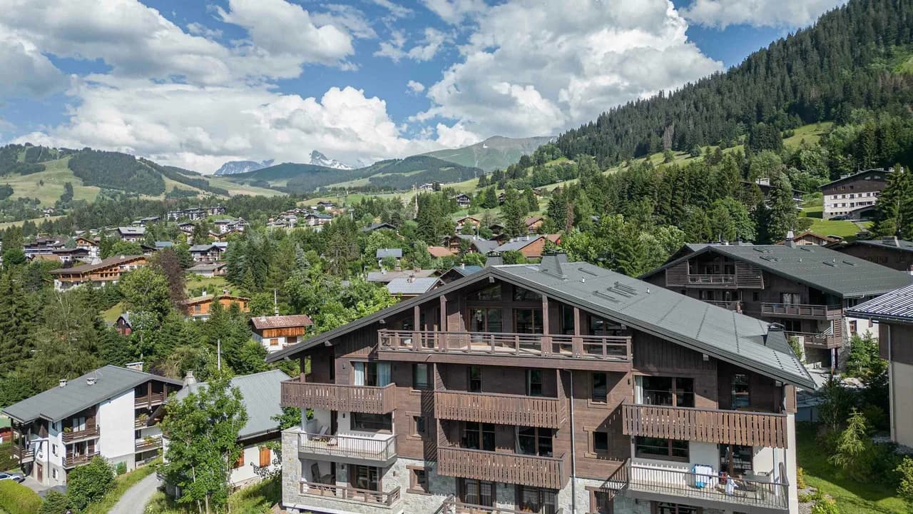 Peaceful Megève Duplex Near Resort Centre