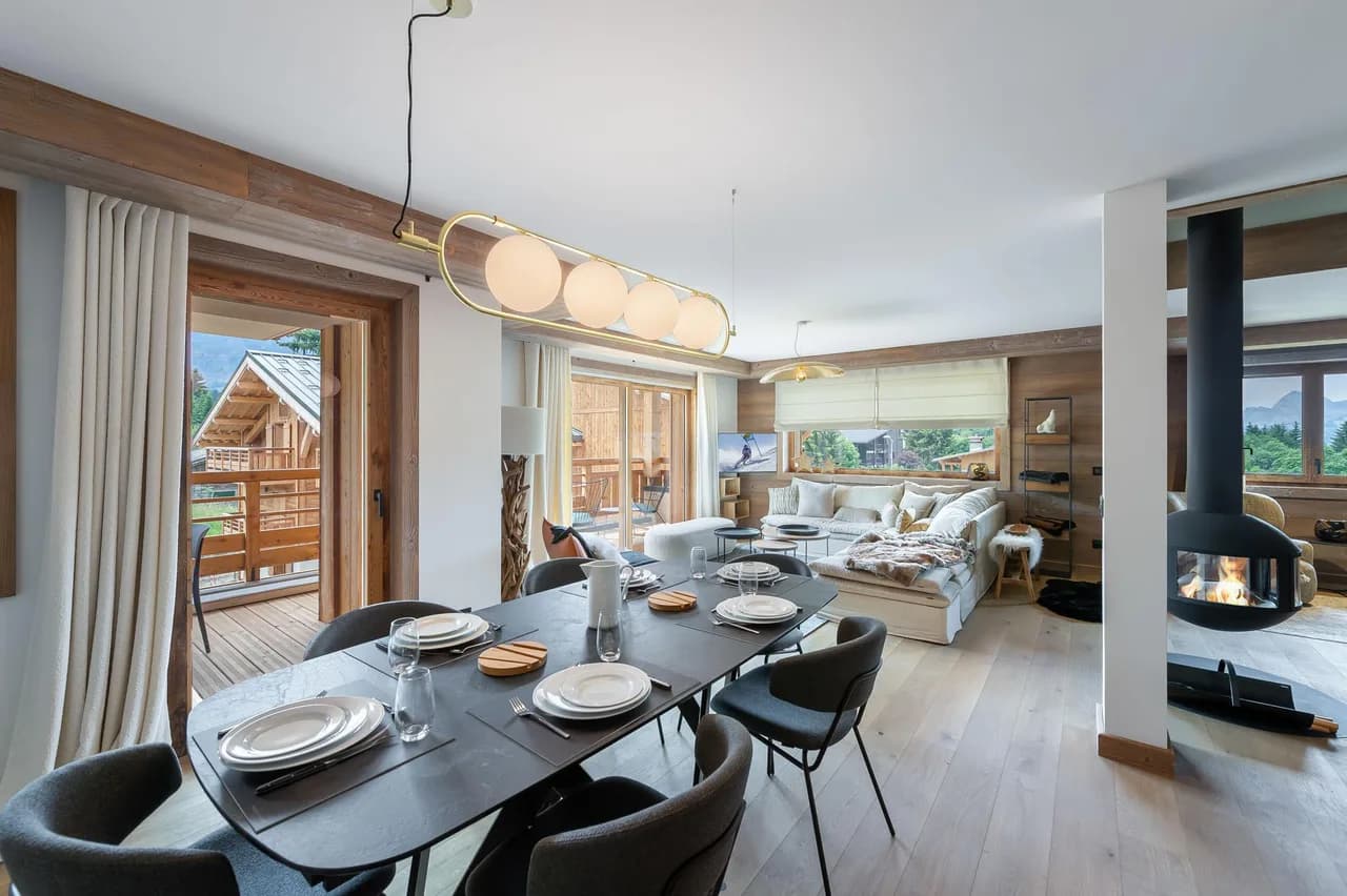 Refined Megève Duplex With Terrace Views photo 5