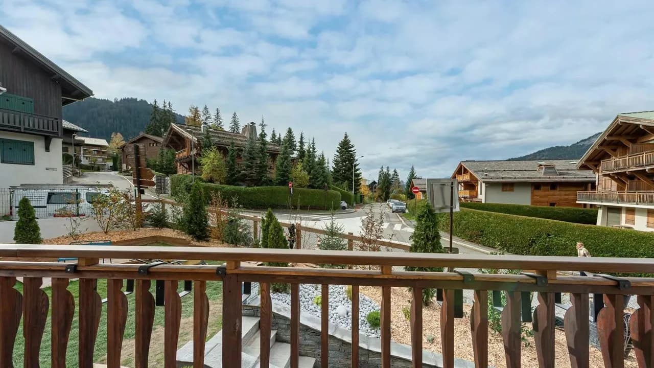 Sophisticated Chalet With Five Private Ensuites photo 5