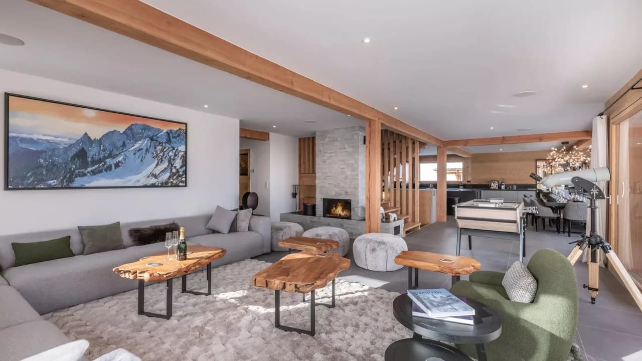Stunning Montblanc Chalet Near Ski Slopes