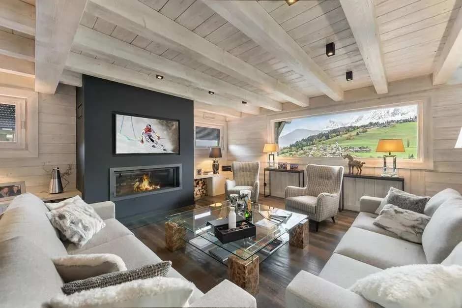Serene Alpine Chalet With Cinema Room photo 2