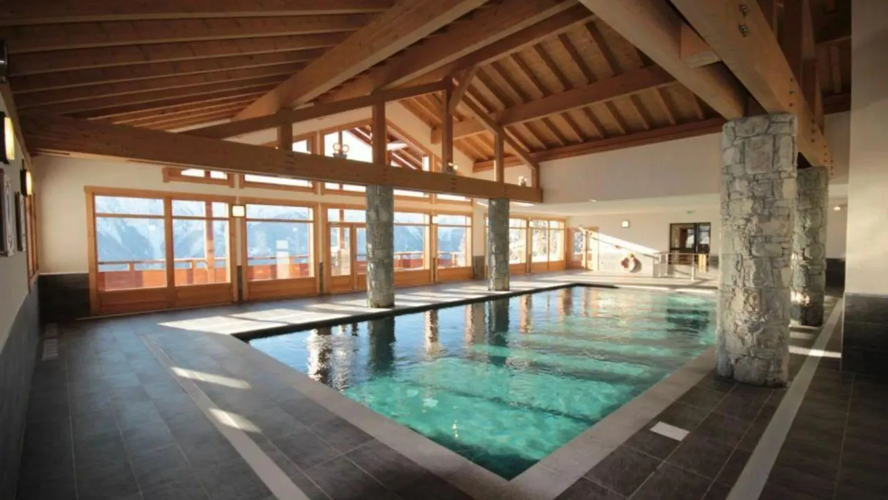 Alpine Duplex for Six Near Skiing photo 3