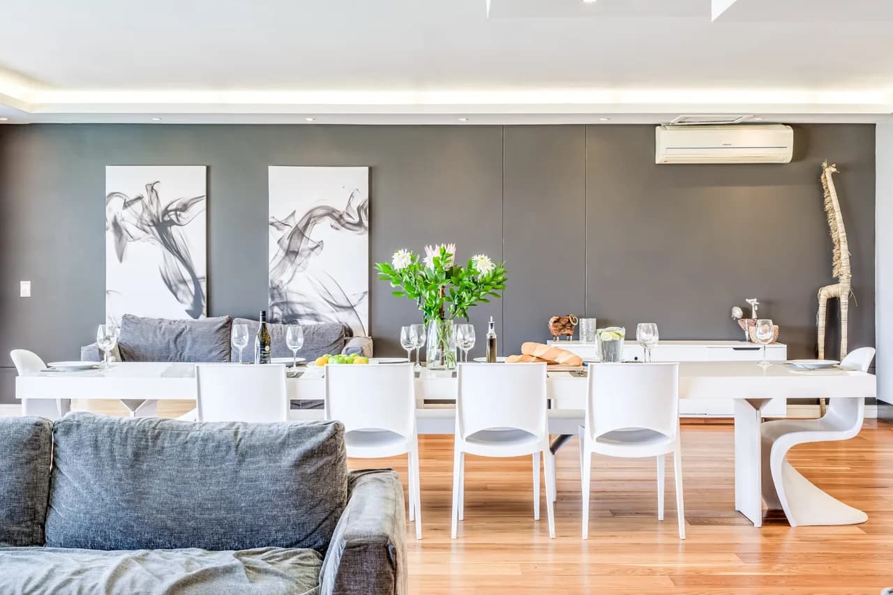 Spacious Four Bedroom Apartment in Cape Town, Foto 2