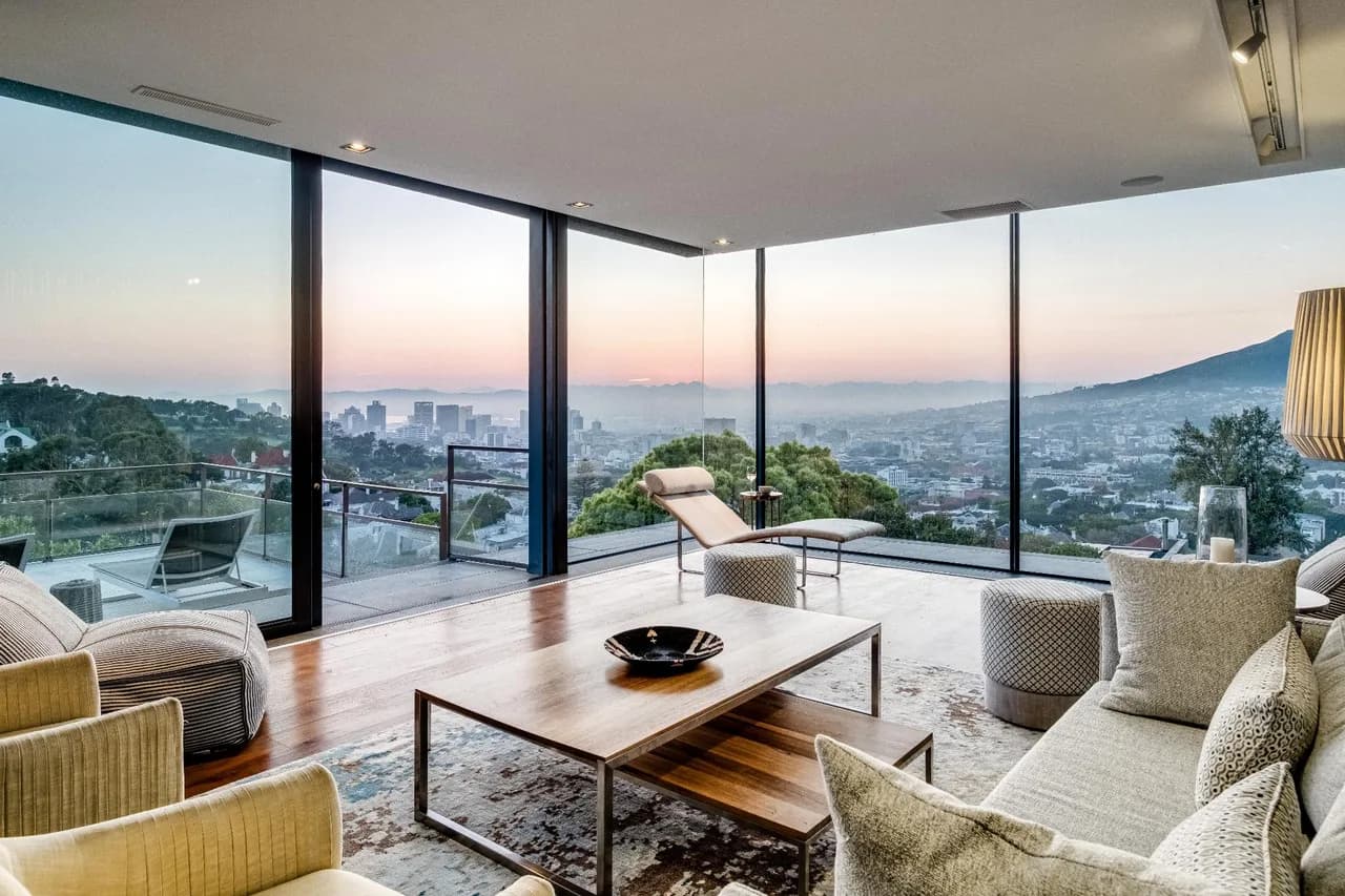 Rooftop Deck Villa with Mountain Views in Cape Town photo 2