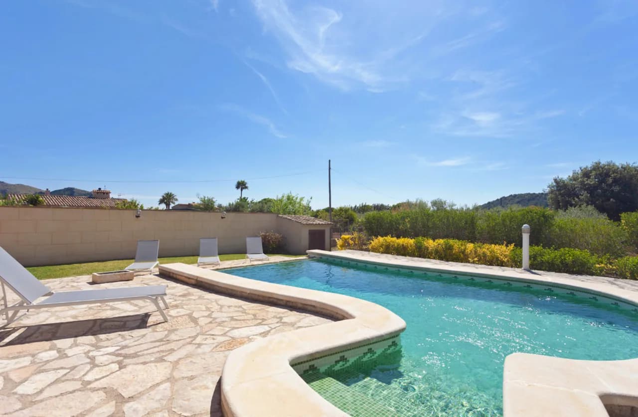 Terrace Two Bedroom Villa in Pollença, foto 3