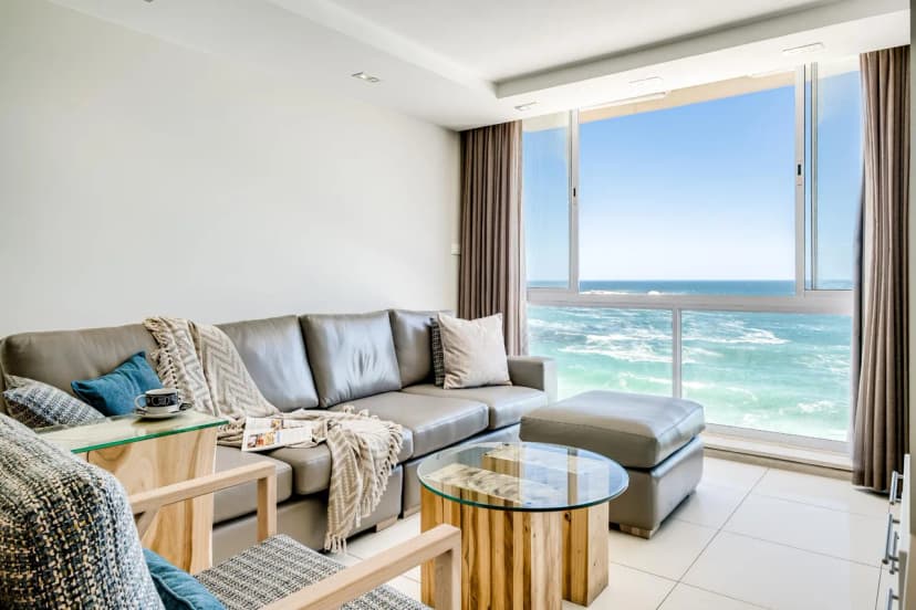 Clifton Apartment w Direct Beach Access Marella