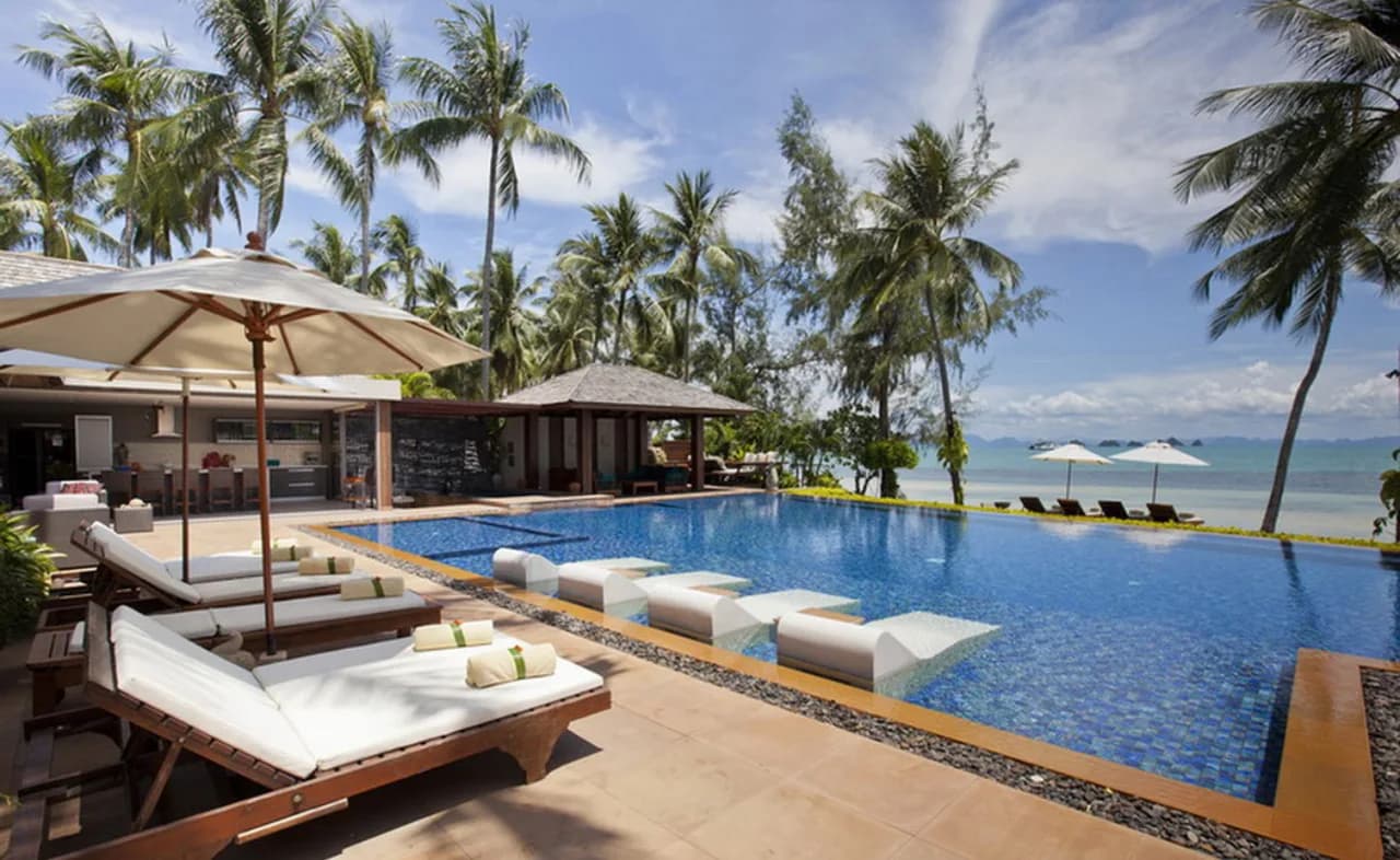 Luxurious Eight Bedroom Villa in Tong Yang, foto 2