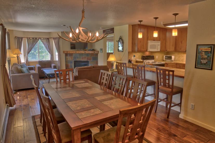 Villas at Swan's Nest 701