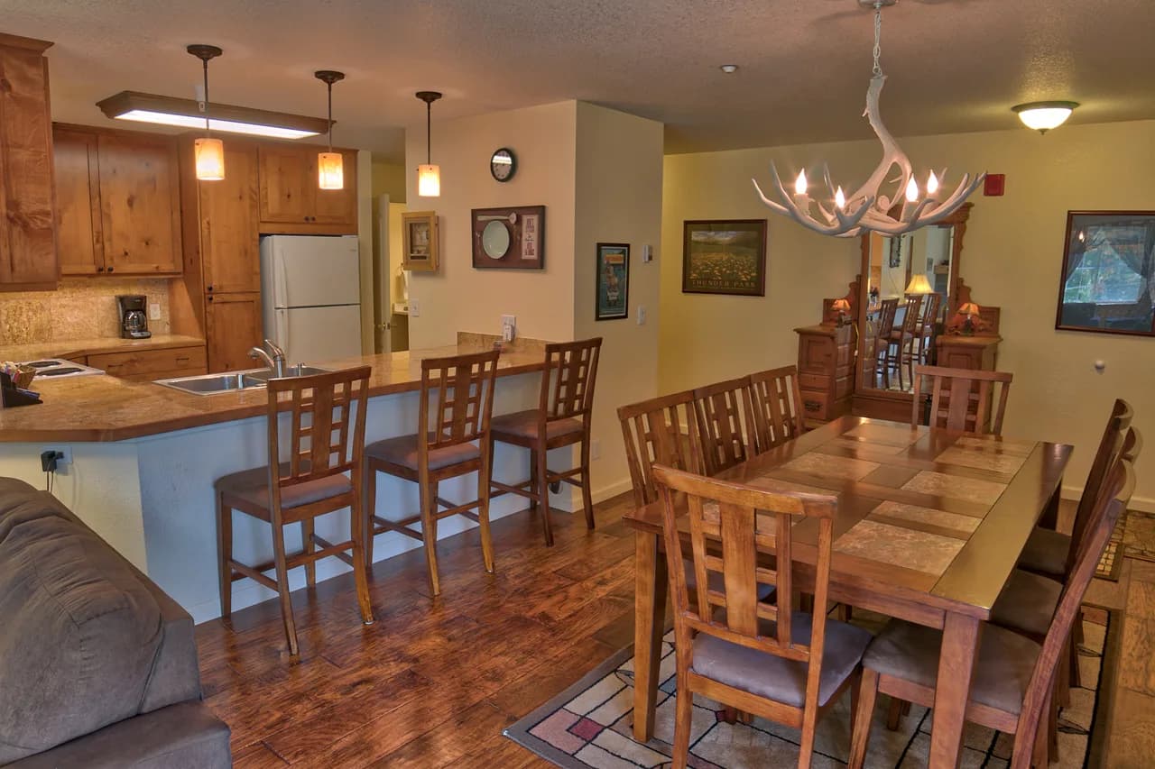 Villas at Swan's Nest 701 photo 5