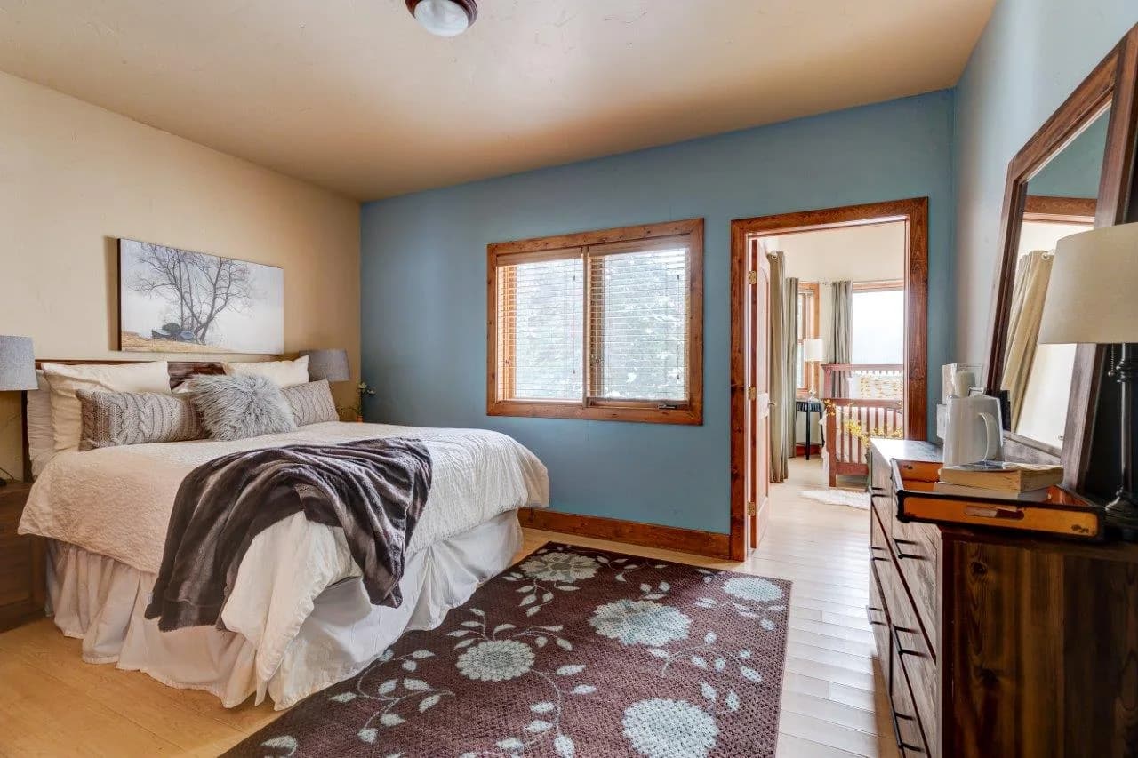 400 Whispering Pines Cr. photo 5