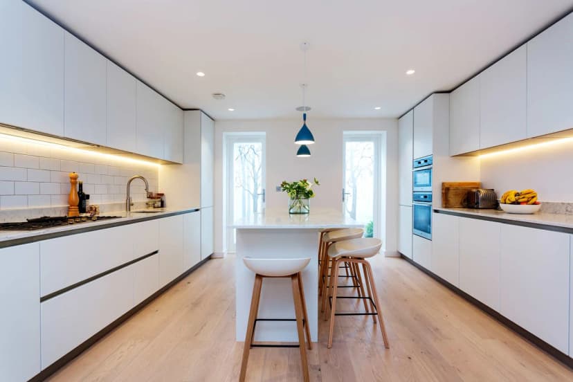 Minimalist Three Bedroom Retreat in London
