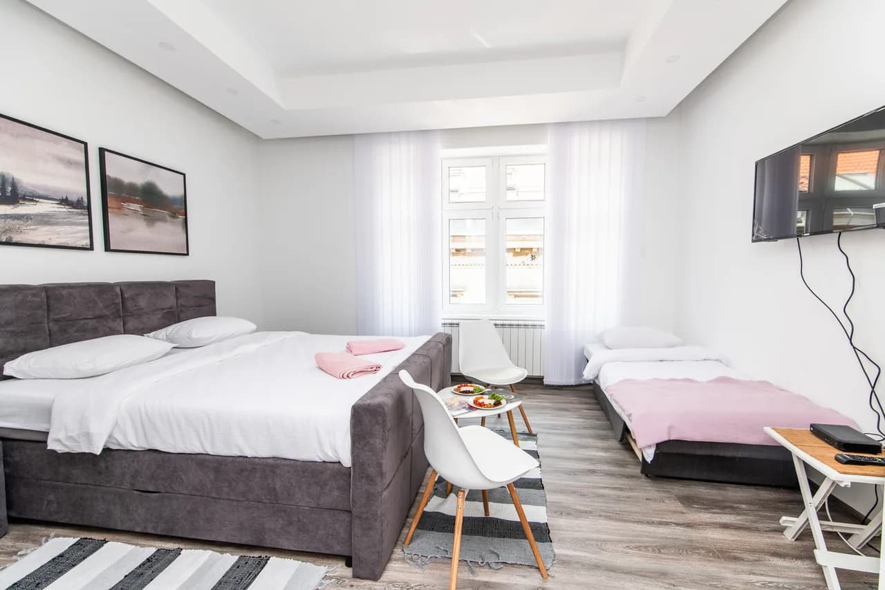 150 m² Apartment mit 4 Einheiten! GROSSARTIG FÜR GRUPPEN, Foto 3