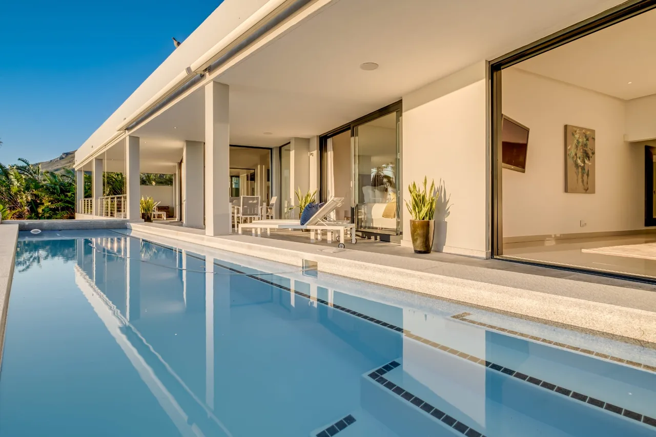 Sea View Five Bedroom Villa in Cape Town, Foto 4