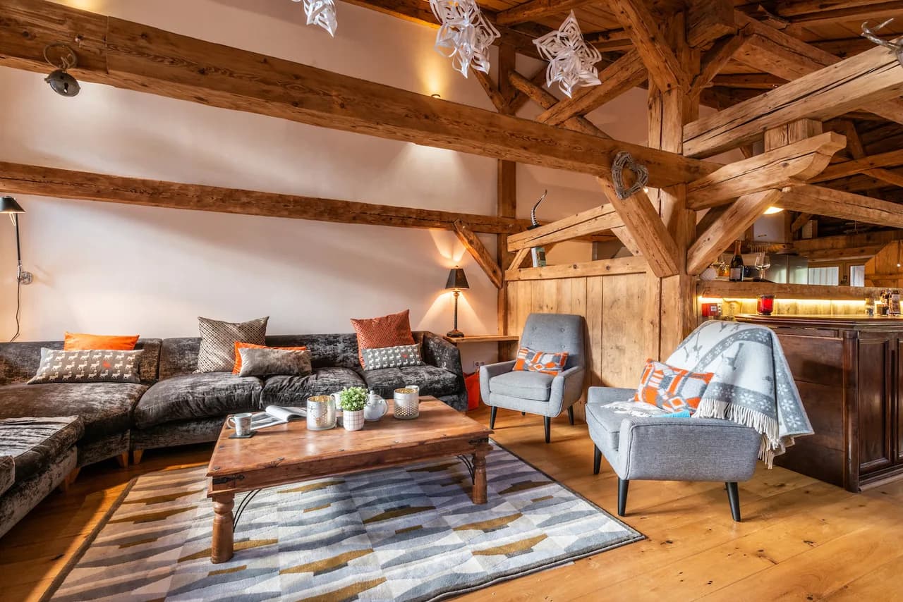 Renovated Farmhouse with Hot Tub in French Alps Ski Resorts