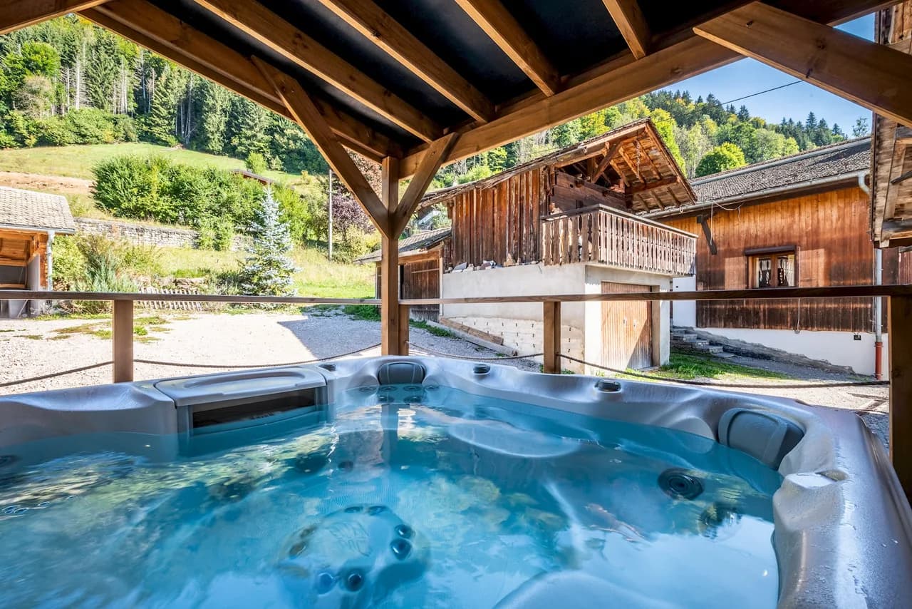 Renovated Farmhouse with Hot Tub in French Alps Ski Resorts photo 3