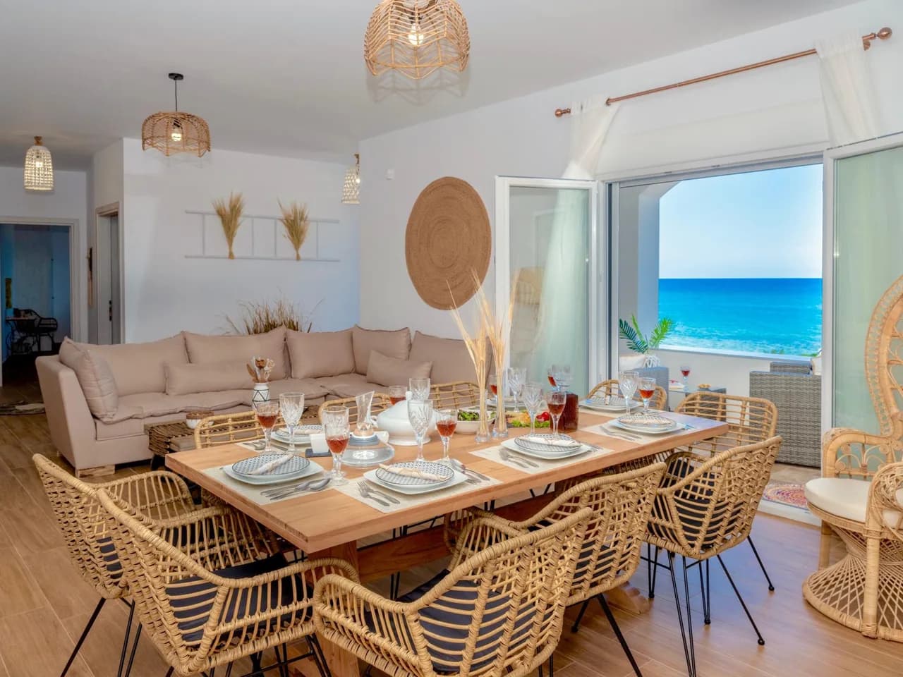 Skyline Beachfront Villa in Crete photo 4