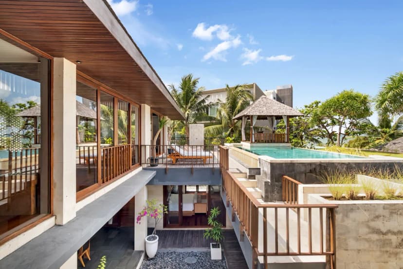 Tropical Poolside Three Bedroom Villa in Bali