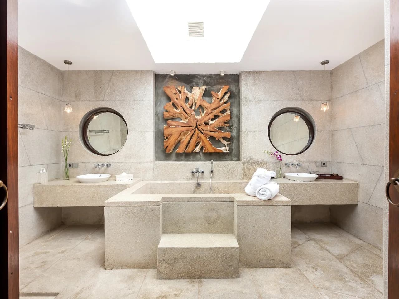Modern Two Bedroom Villa with Pool in Seminyak Bali, Foto 4