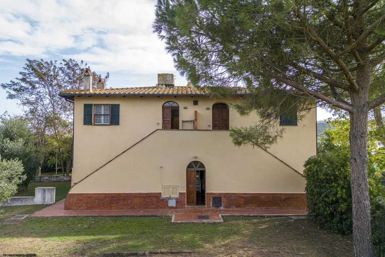 Charming Three Bedroom Holiday Home in Giannella, Foto 3