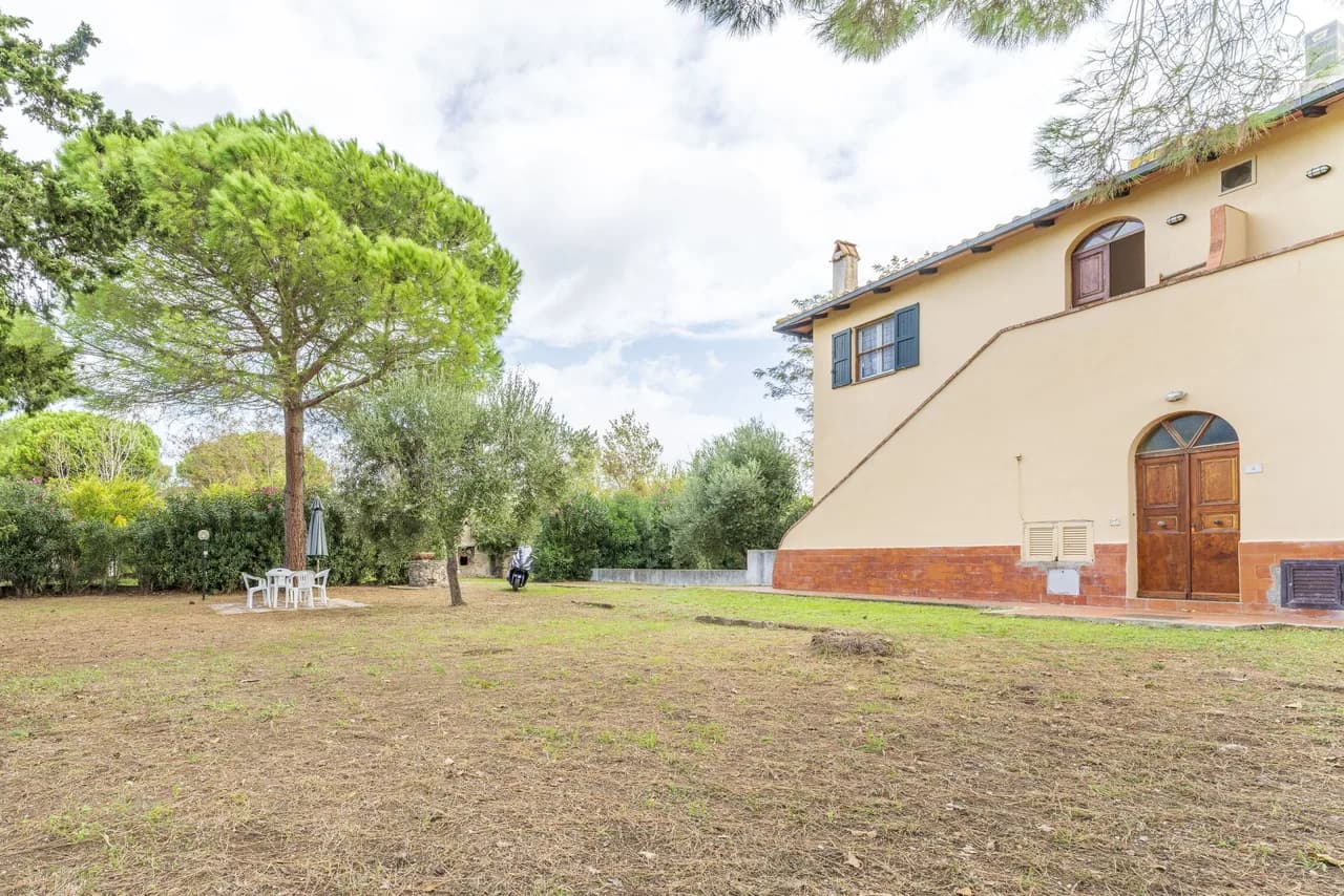 Charming Three Bedroom Holiday Home in Giannella, Foto 5