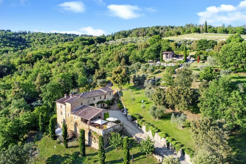 Tuscan Countryside Villa with Balcony in Tuscany