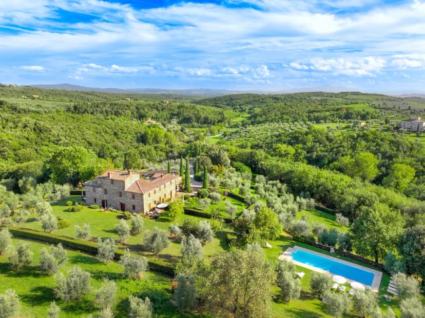 Arco al Poggio by Arceno Rentals Club