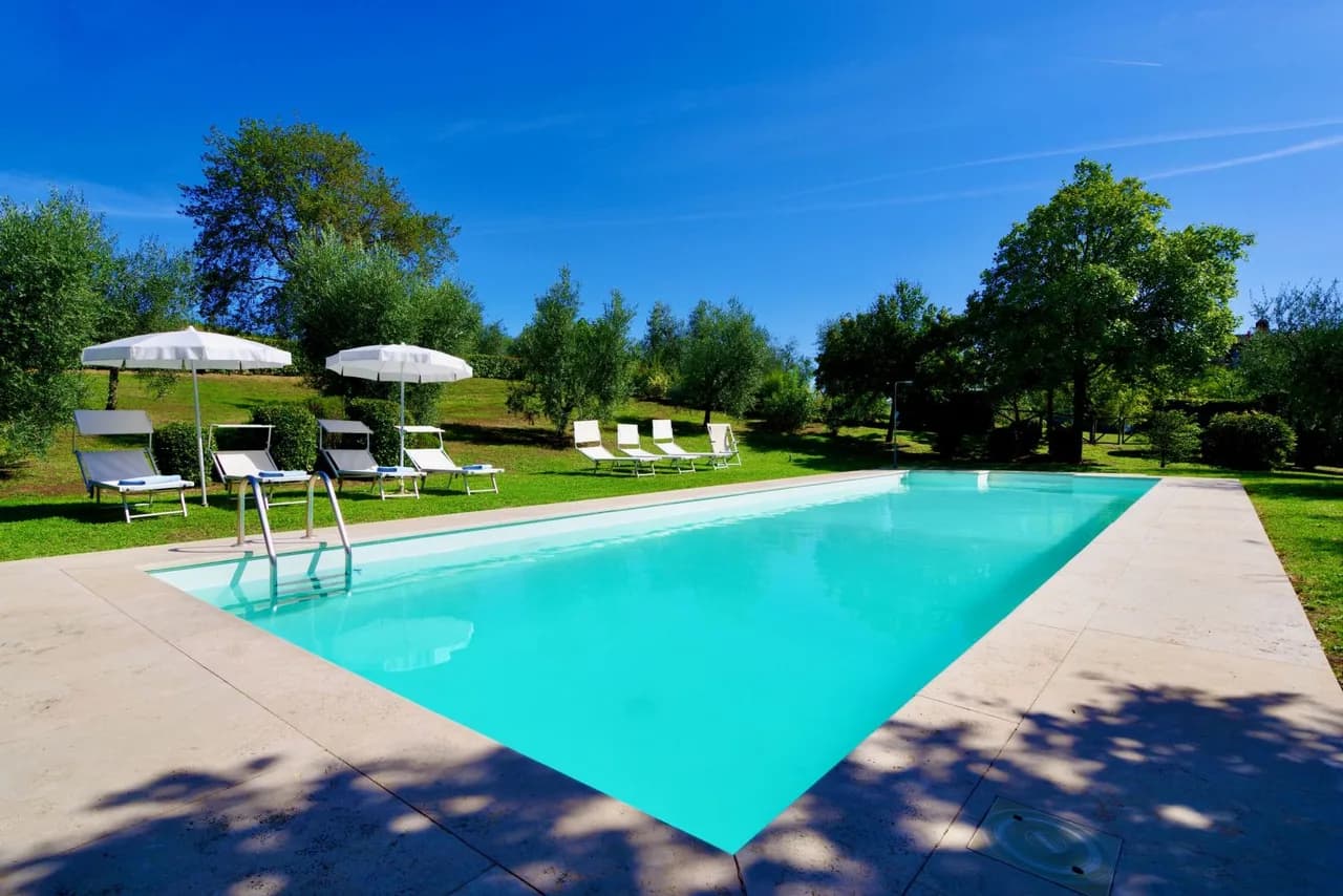 Charming Two Bedroom Villa in San Gusmè, Foto 3