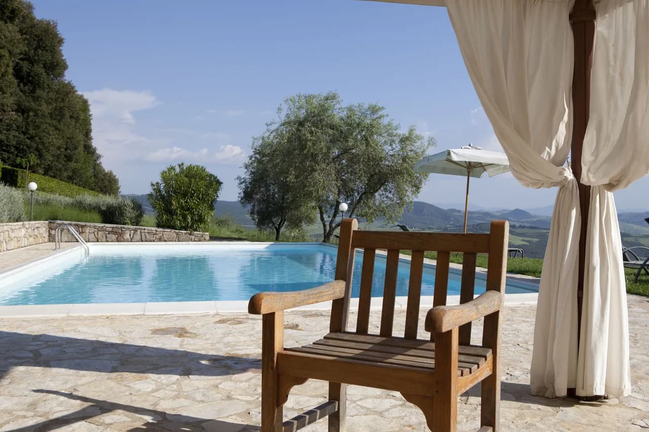 Charming Balcony Villa in Tuscany photo 4