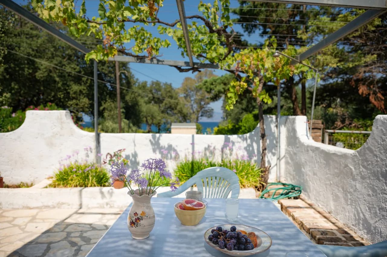 Private Pool Cottage Near Beach in Kassiopi, photo 2