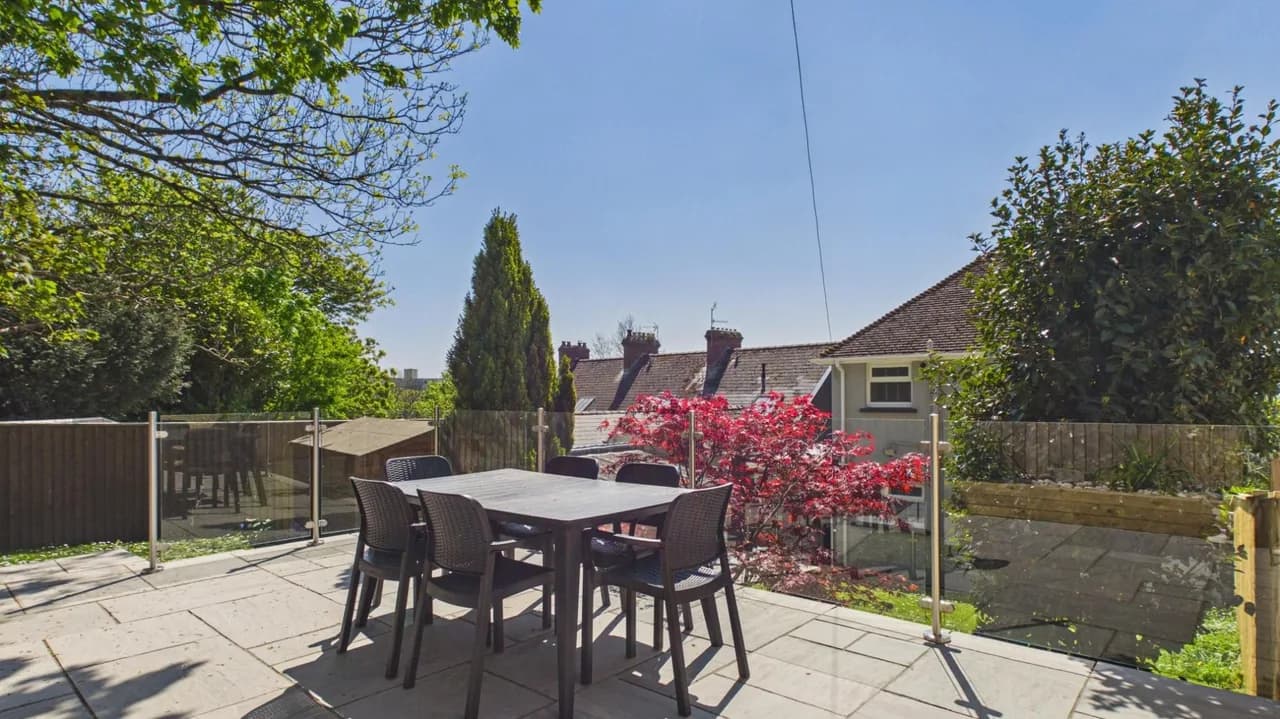 Centrally Located Four Bedroom House in Tenby, photo 3