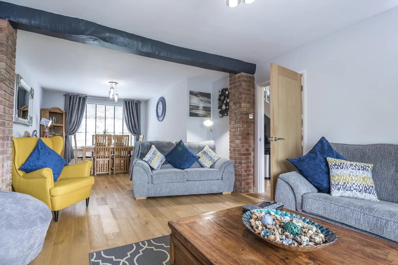 Centrally Located Four Bedroom House in Tenby, photo 5