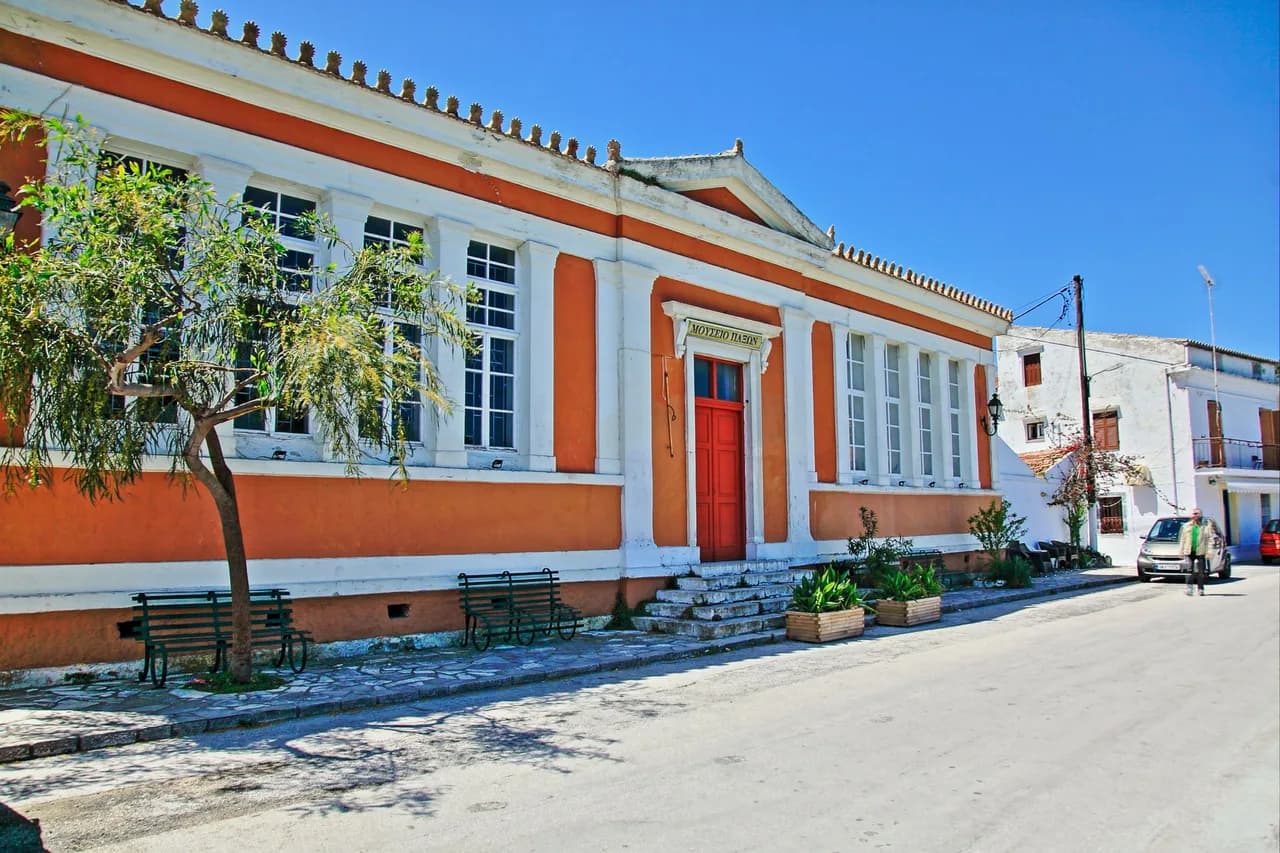Faros Pende photo 2