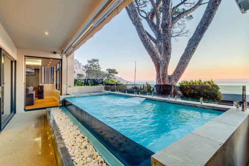 Spacious Family Villa with Breathtaking Views in Cape Town